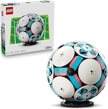 LEGO Editions Football Toy - 3D Display Model Kit w/Interactive Miniature Stadium - Birthday Gift for 10+ Year Old Boys, Girls & Adult Sports Fans - 43019 - متتبع أسعار Amazon.sa