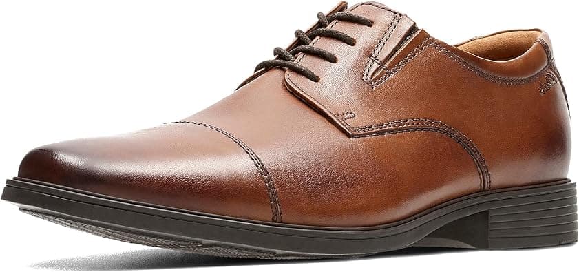 Clarks Tilden Cap mens Oxford على Amazon.ae - متتبع الأسعار
