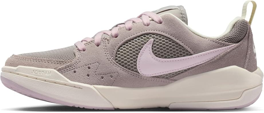 Nike Wmns Jordan Cmft Era womens Shoes على Amazon.ae - متتبع الأسعار