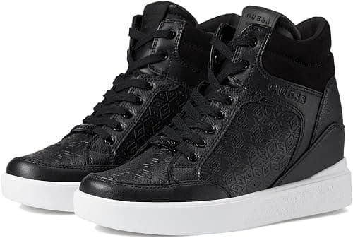 GUESS Blairin womens Sneaker على Amazon.ae - متتبع الأسعار