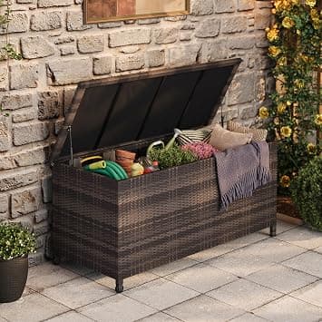 125 Gallon Outdoor Wicker Deck Box, All-Weather Waterproof Patio Storage with PE Rattan Finish & Steel Frame, for Cushions, Garden Tools, Pool Supplies, Lockable Brown Storage Box with Soft-Close Lid - متتبع أسعار Amazon.sa